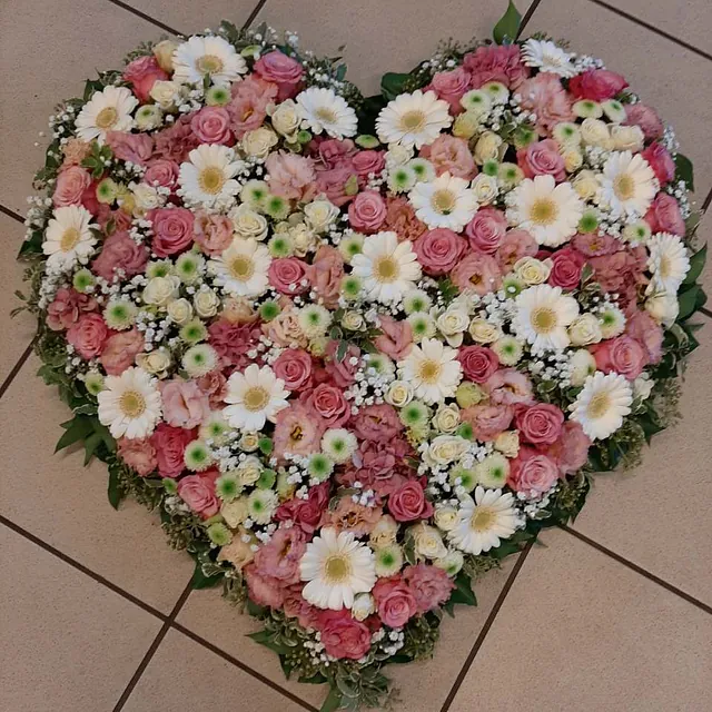 Blumenstrauß BLUMEN WOHLERS